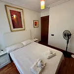 Appartement Reyes De Espana / Free Parking & Wi Fi
