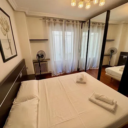 Reyes De Espana / Free Parking & Wi Fi Apartament Salamanka
